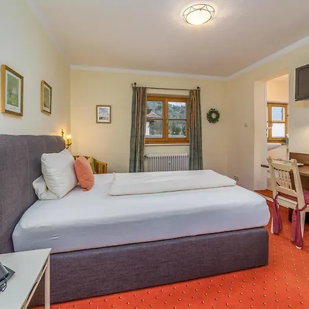 Gaestehaus Linsinger Penzion 3*