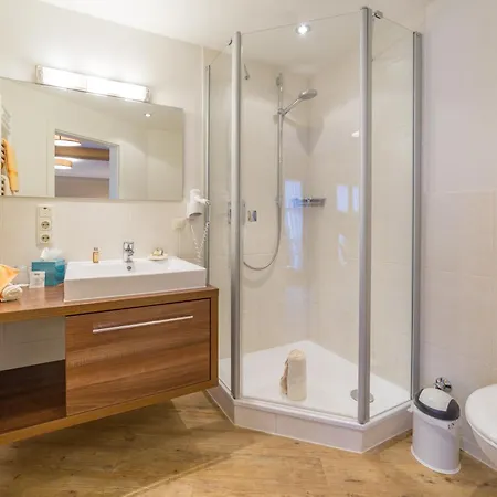 게스트하우스 Gaestehaus Linsinger 3*