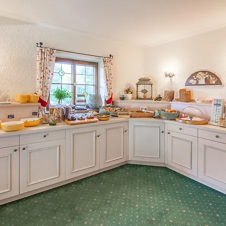Penzion Gaestehaus Linsinger Bad Wiessee