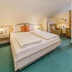 Gaestehaus Linsinger Bad Wiessee