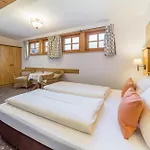 Gaestehaus Linsinger Guest house